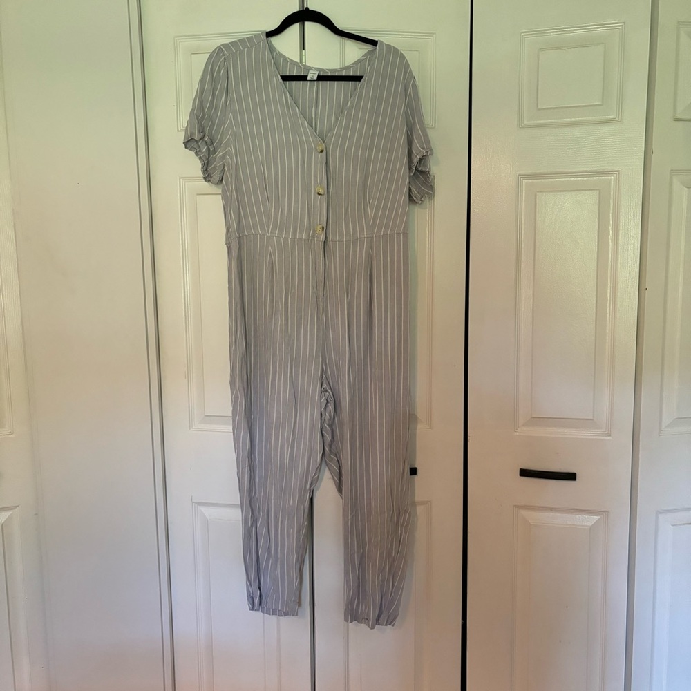 CUTE ROMPER